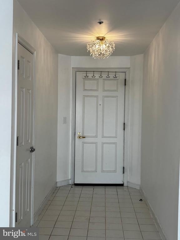 100 Harborview Drive - Photo 1