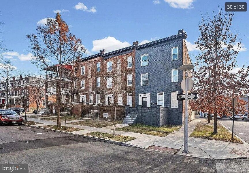 2301 Whittier Avenue - Photo 25