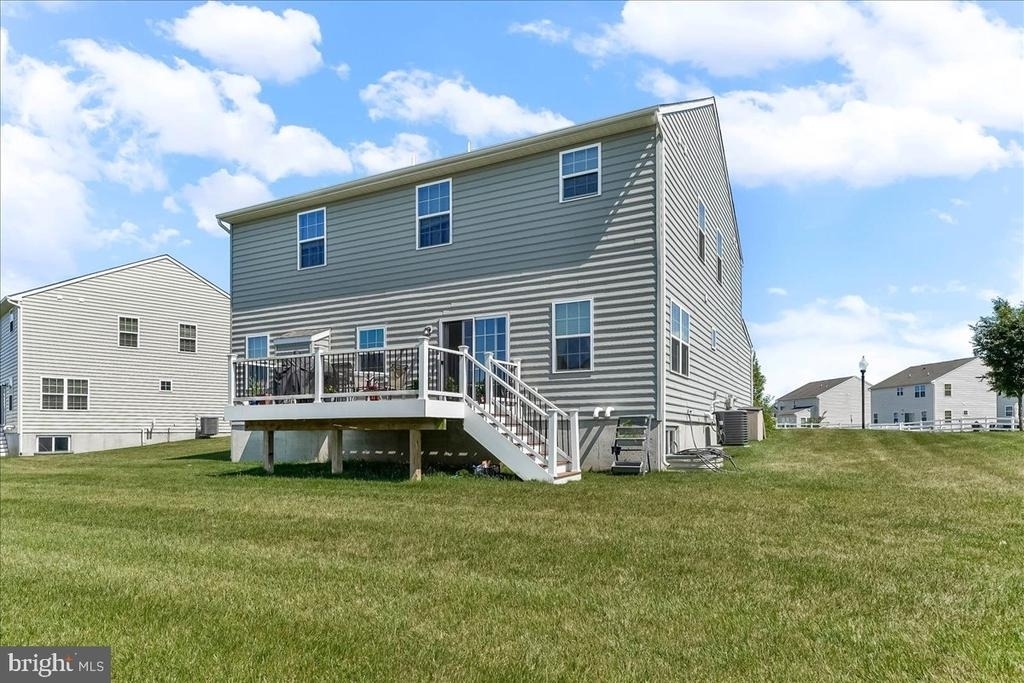 305 Goodwick Drive - Photo 33