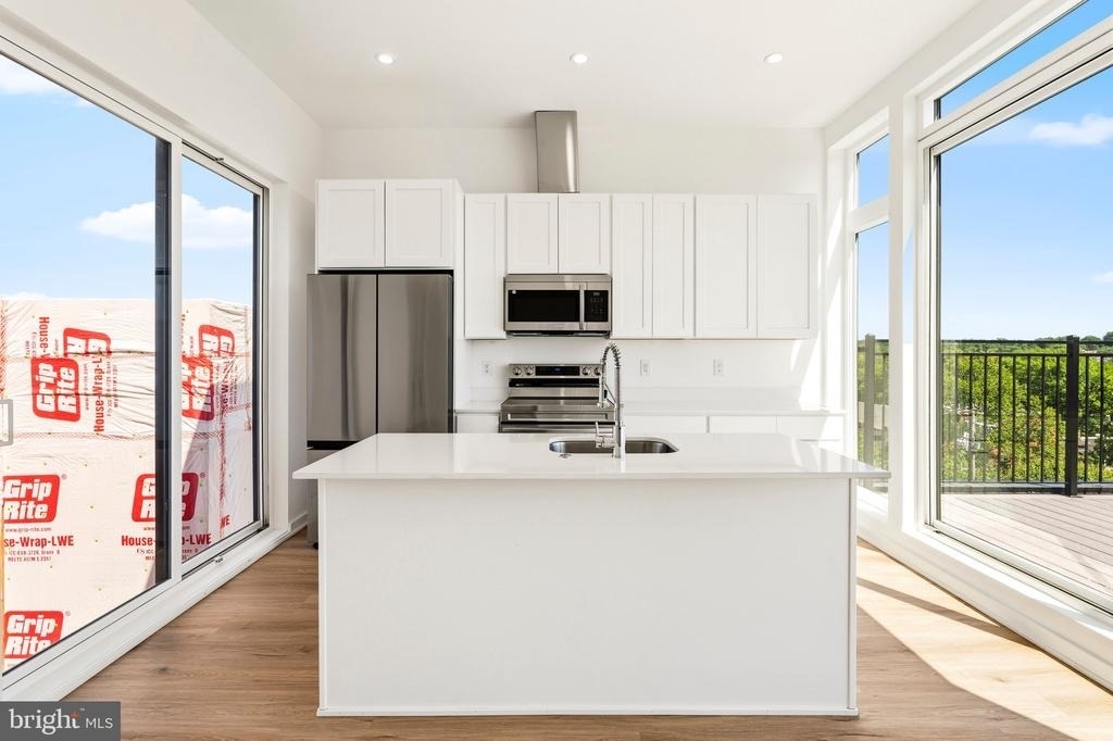 710 Kennedy Street Nw - Photo 4