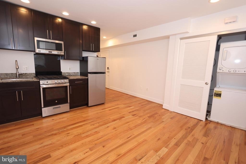 4255 Eads Street Ne - Photo 1