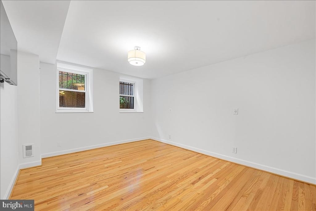 1830 17th Street Nw - Photo 25