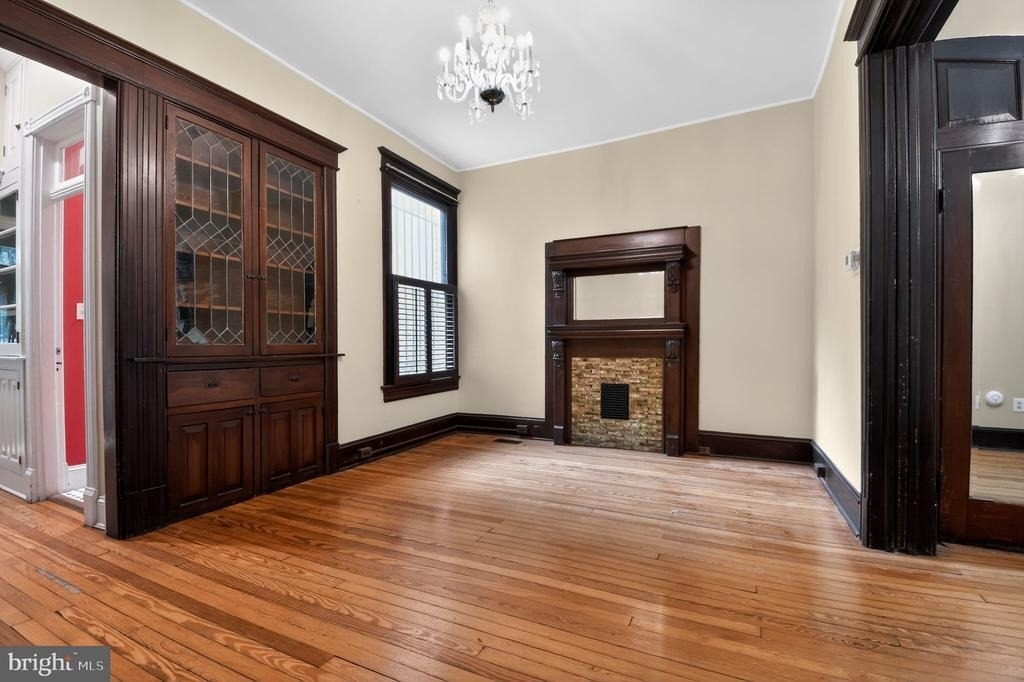 1319 Massachusetts Se - Photo 12