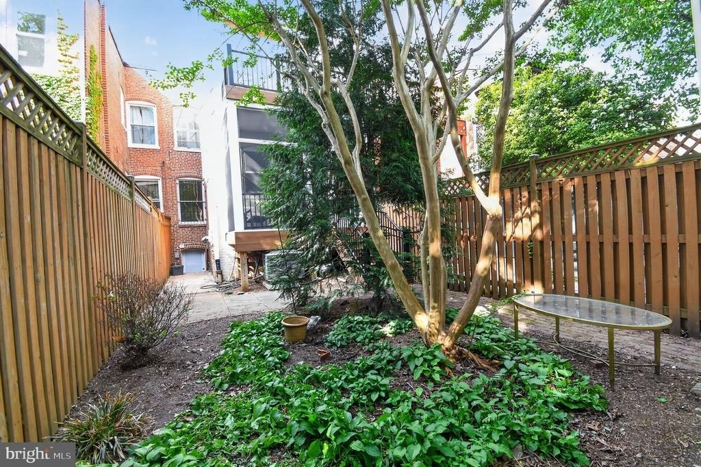 1319 Massachusetts Se - Photo 30
