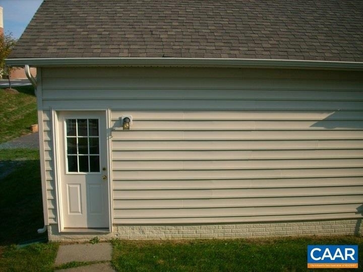 2325 Abington Dr - Photo 27