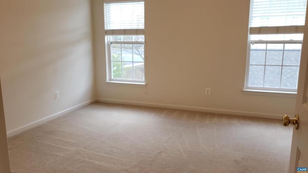 2325 Abington Dr - Photo 15