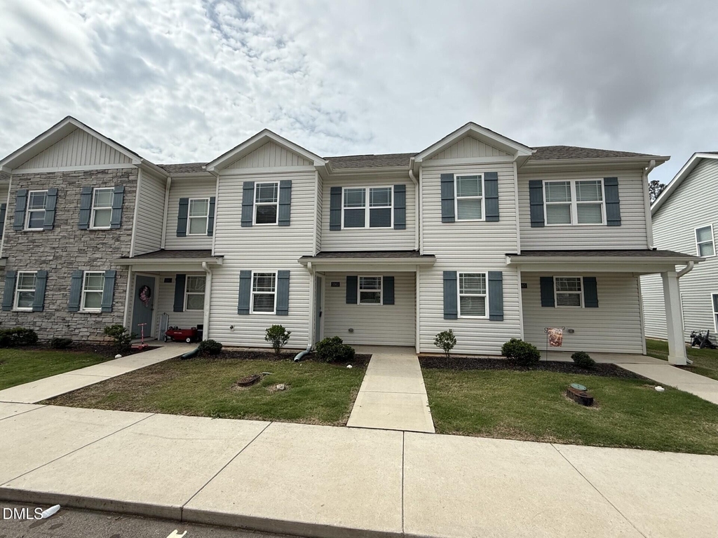 1063 Peony Lane - Photo 1