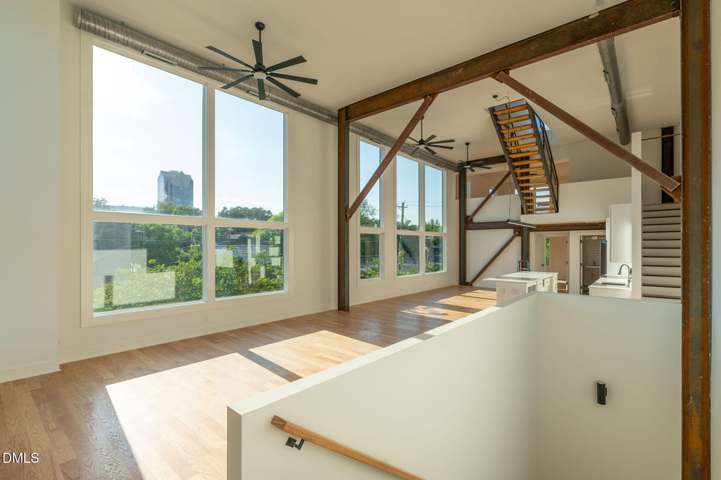 400 E Martin Street - Photo 6