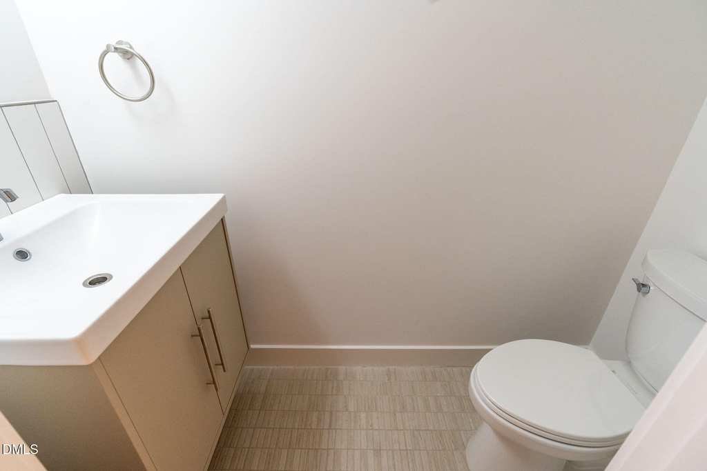 402 E Martin Street - Photo 10