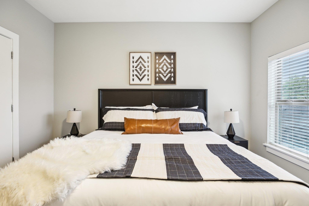 2505 Thornton Rd - Photo 13