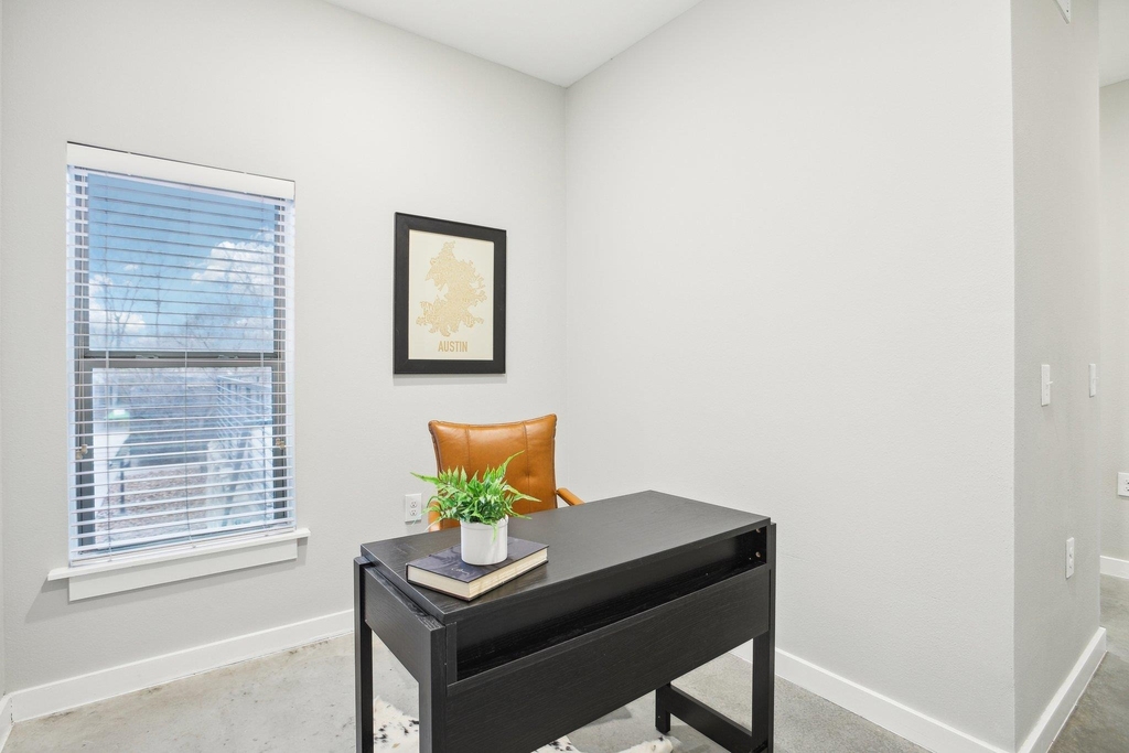 2505 Thornton Rd - Photo 11