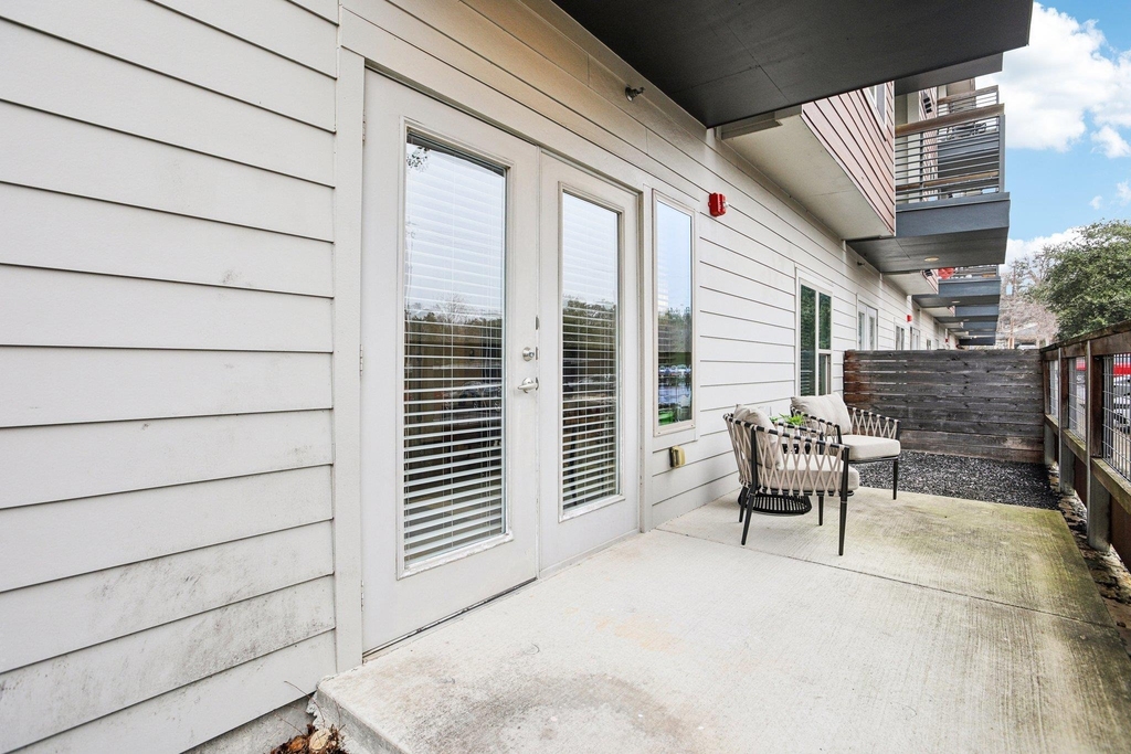 2505 Thornton Rd - Photo 21