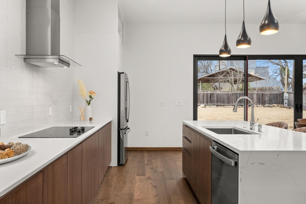 2915 Chisholm Trl - Photo 10
