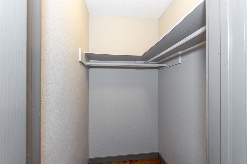 1506 Rockdale Cir - Photo 11