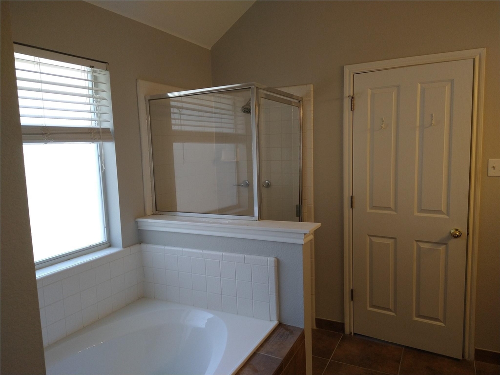 8706 Priest River Dr - Photo 10