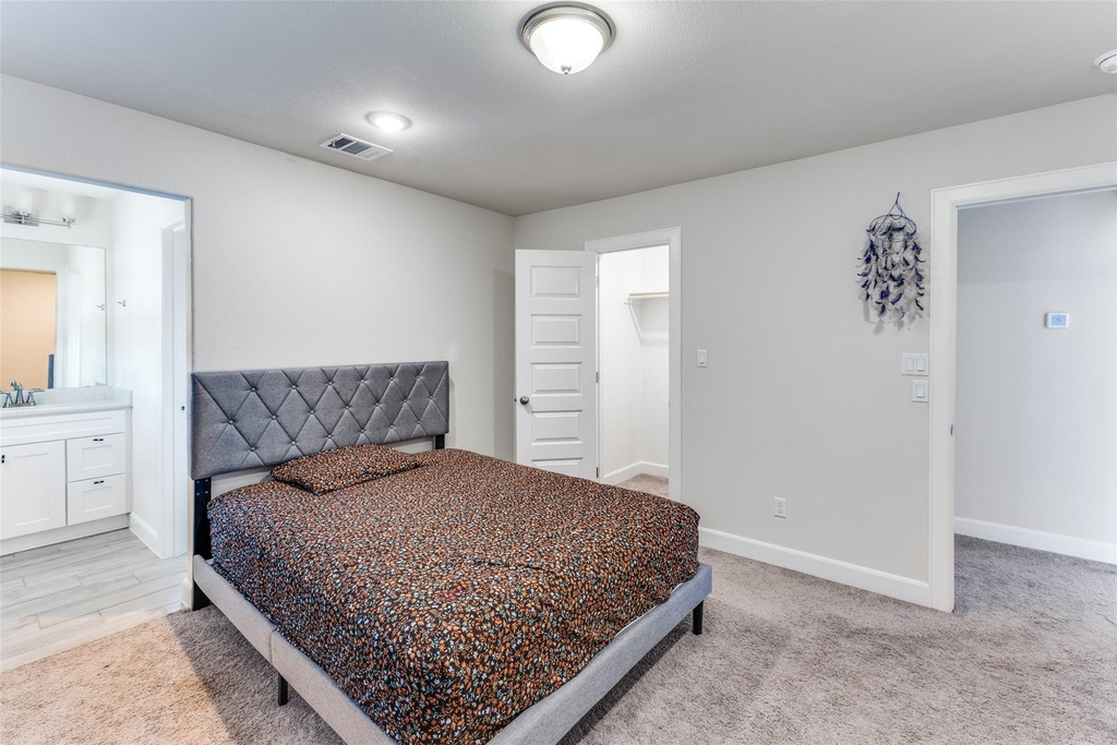 224 Draco St - Photo 10