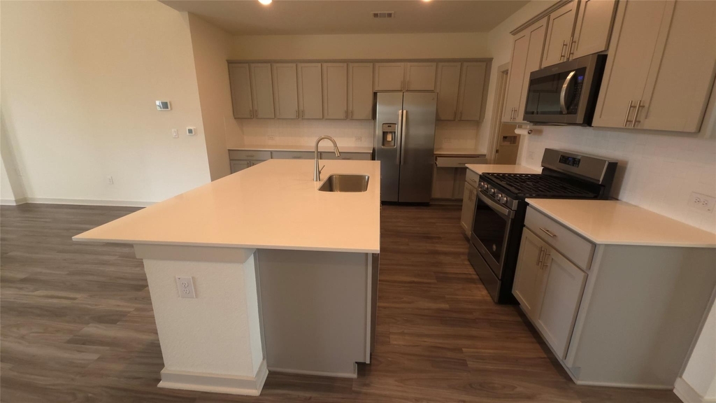 7517 Peggie Nell Dr - Photo 3