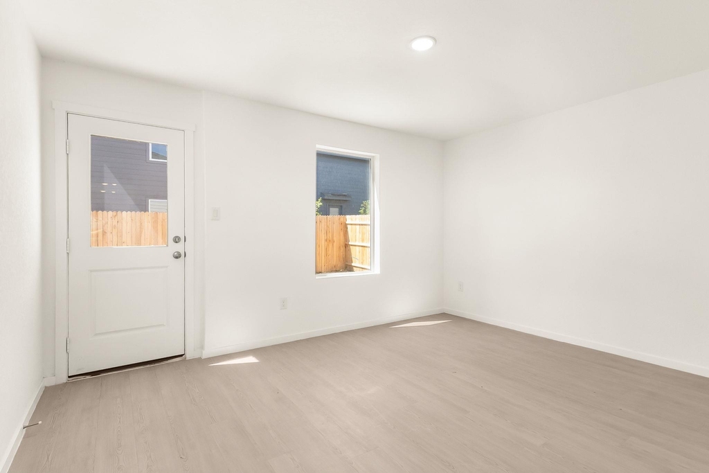 20511 Andalusite Way - Photo 5