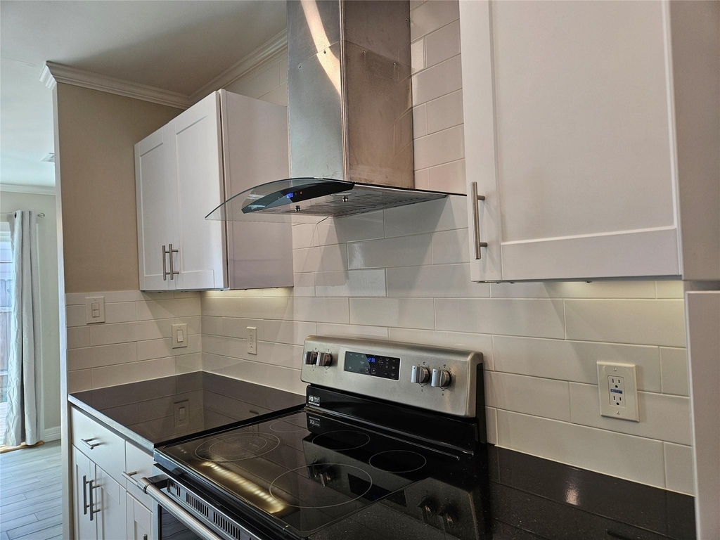 2209 Singletree Ave - Photo 4