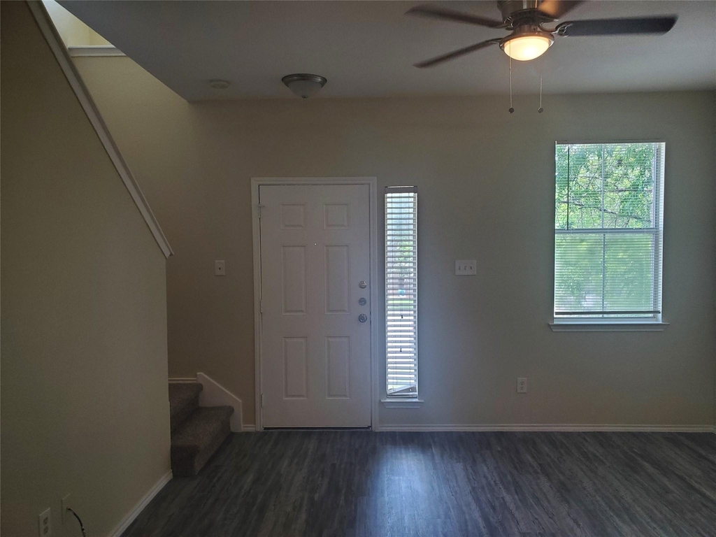 14001 Cambourne Dr - Photo 6