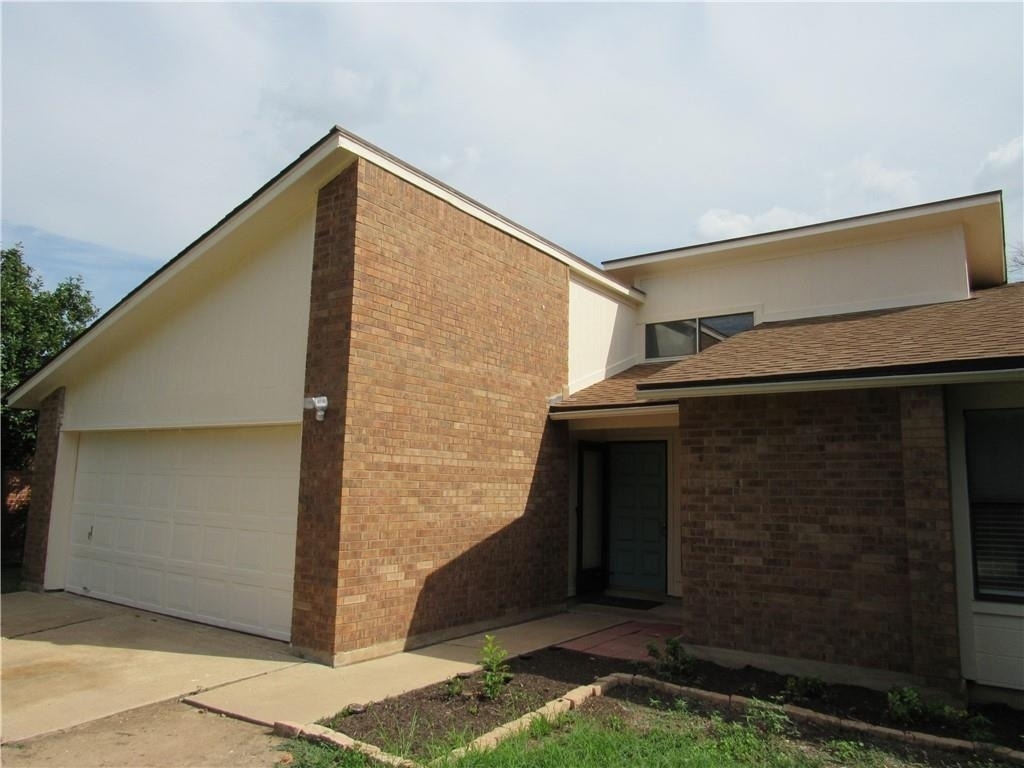 1603 Shotwell Ln - Photo 2
