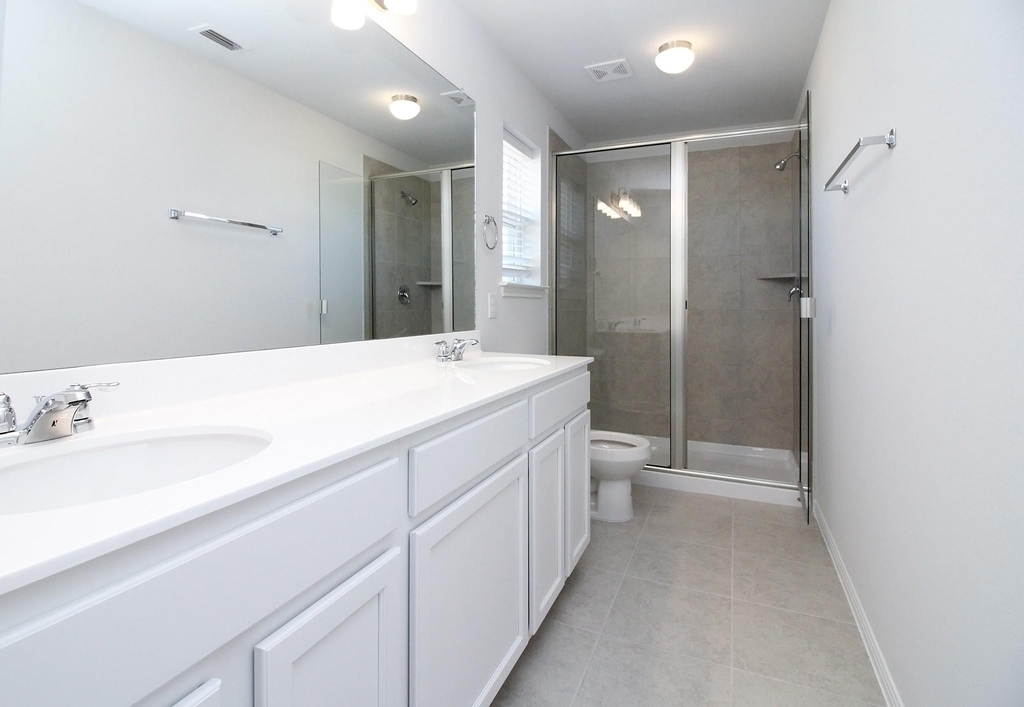 10305 Forest Grove Dr - Photo 12