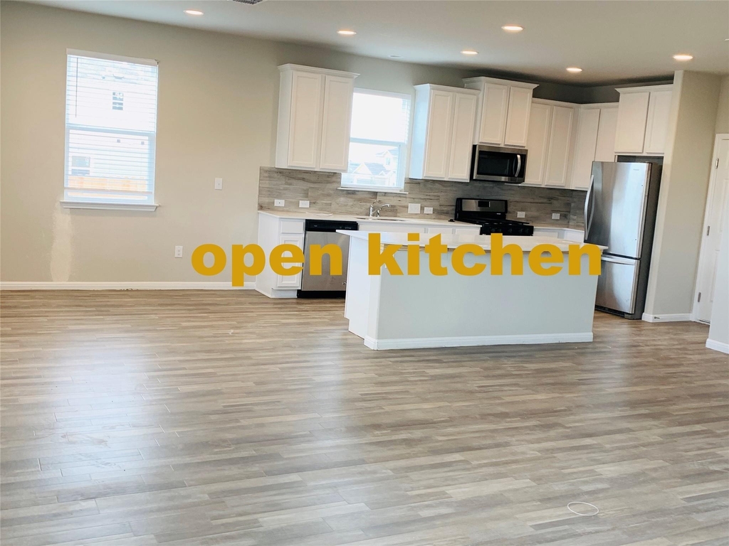 10305 Forest Grove Dr - Photo 27