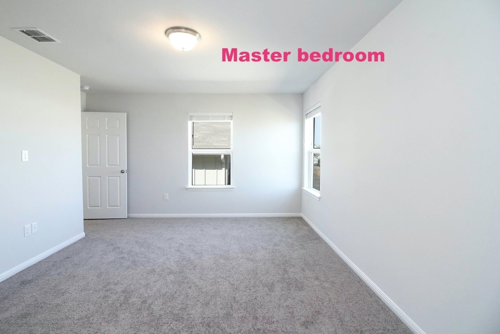 10305 Forest Grove Dr - Photo 9