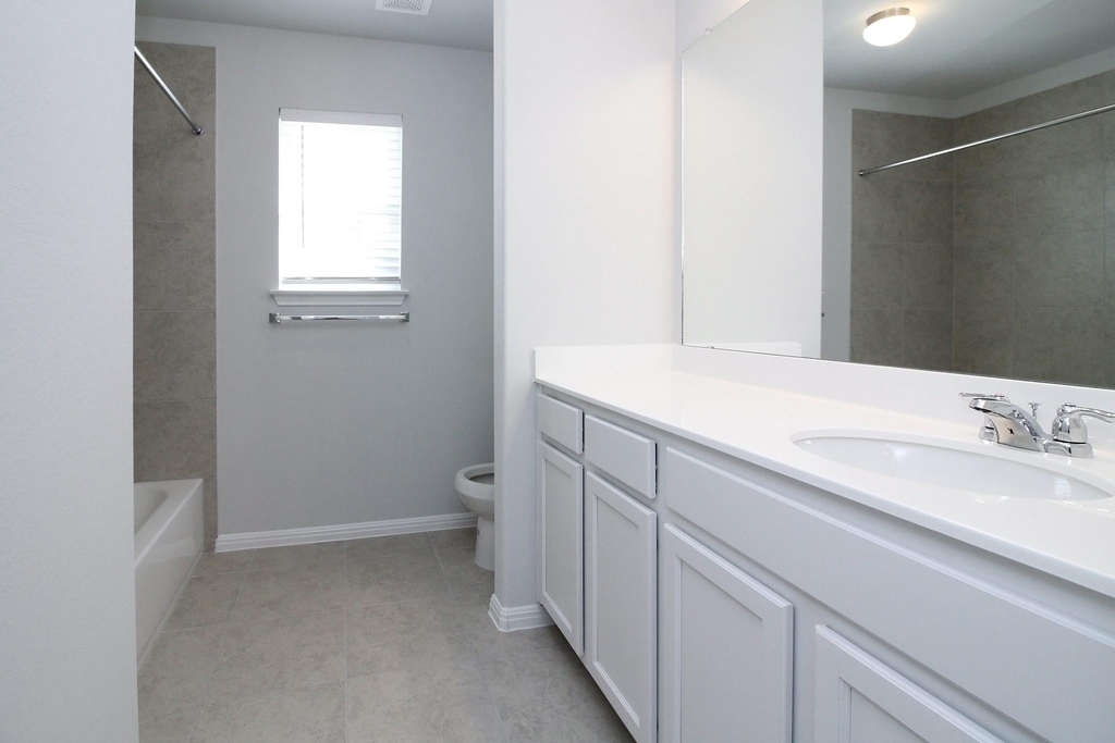 10305 Forest Grove Dr - Photo 18