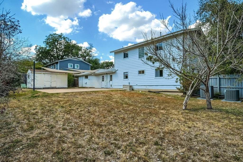 1011 Berrywood Dr - Photo 29
