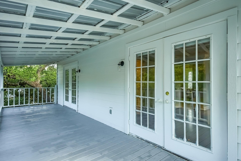 1011 Berrywood Dr - Photo 32