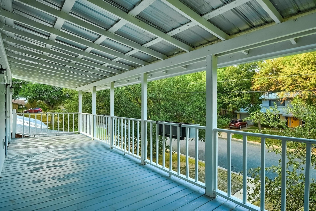 1011 Berrywood Dr - Photo 12