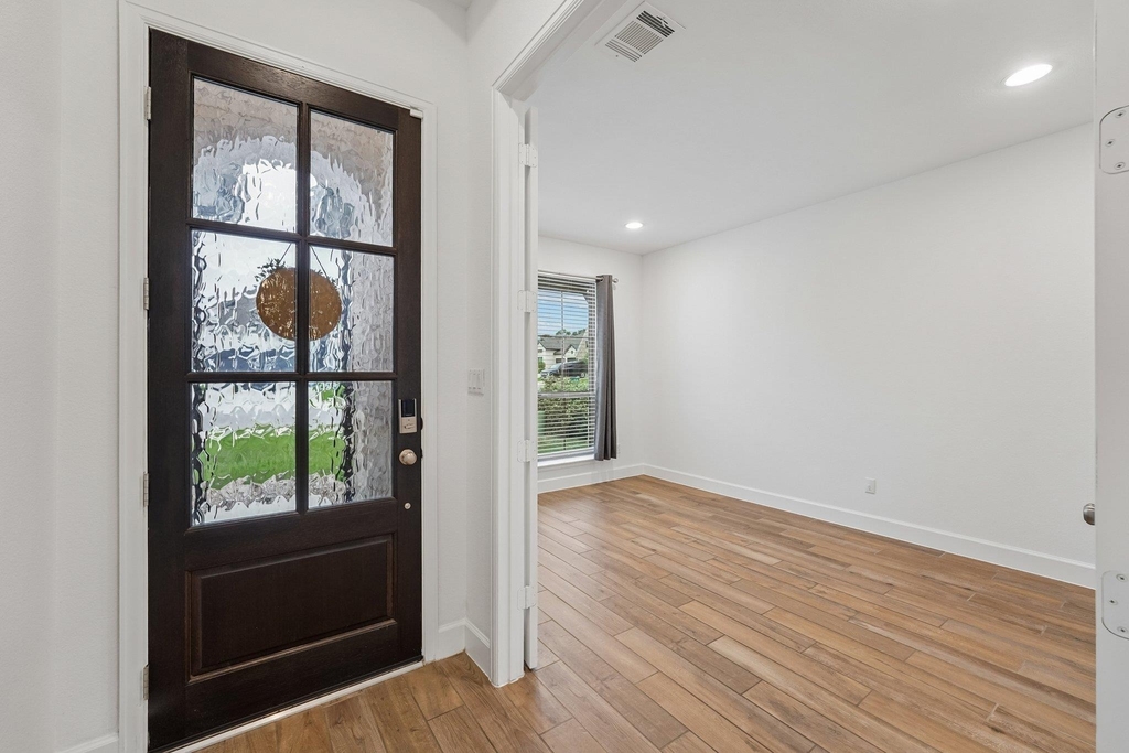 133 Plumbago Loop - Photo 3