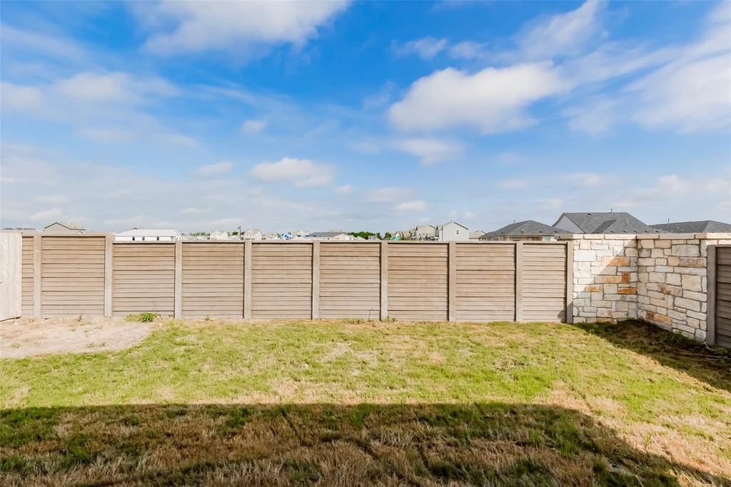 591 Avre Loop - Photo 29
