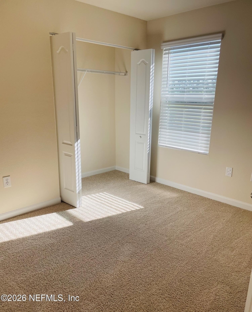 291 Pasadena Drive - Photo 4