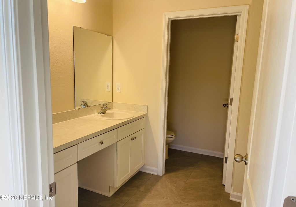 291 Pasadena Drive - Photo 3