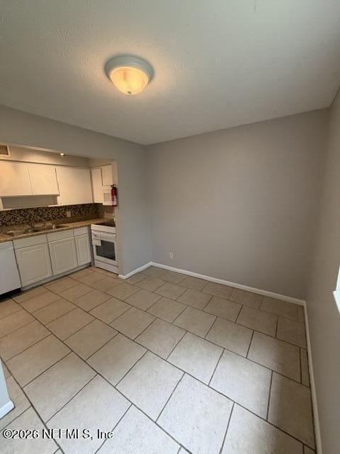 3044 Walton Street - Photo 2