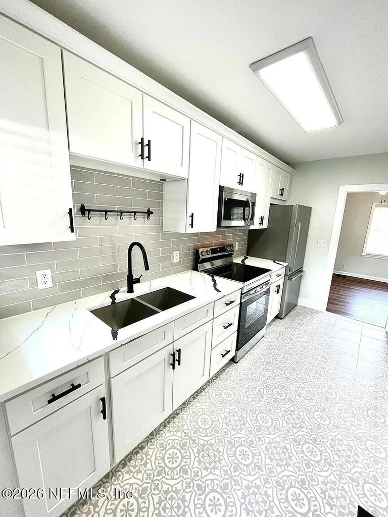 1751 Dancy Street - Photo 18
