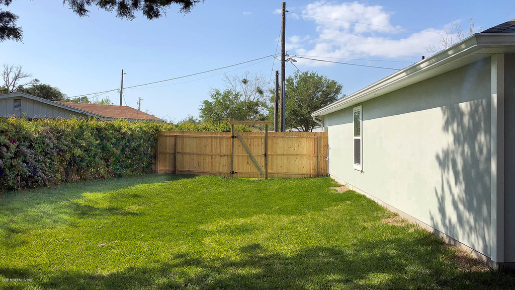 707 Amberjack Lane - Photo 24