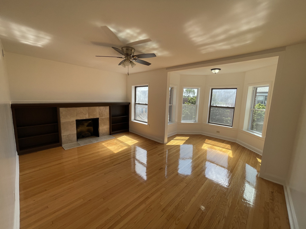 7123 S Merrill Avenue - Photo 2