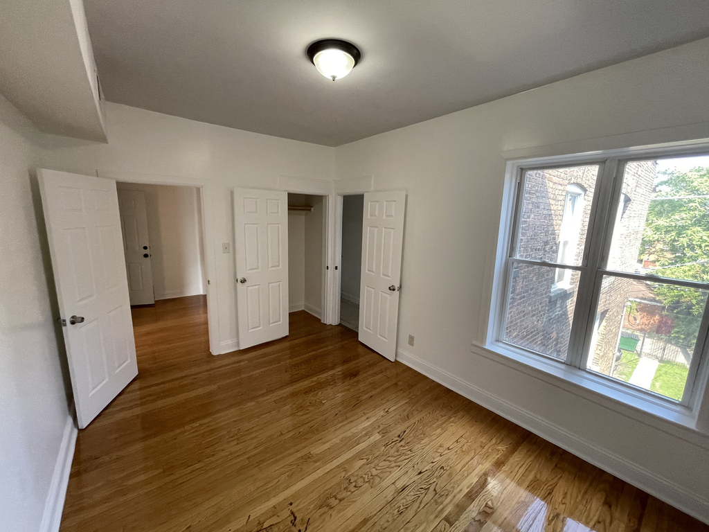 7123 S Merrill Avenue - Photo 9