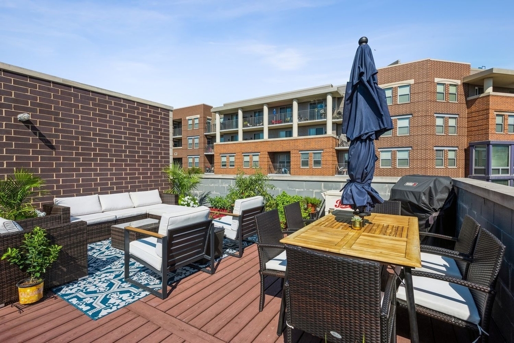 1008 N Larrabee Street - Photo 10