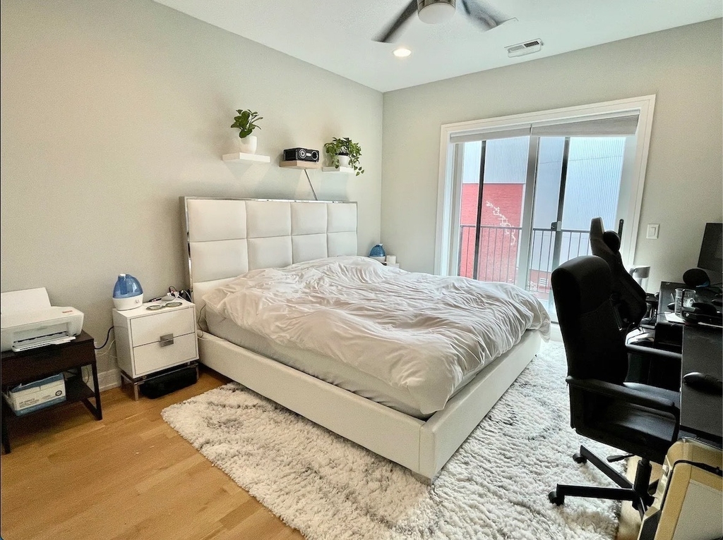 1008 N Larrabee Street - Photo 3