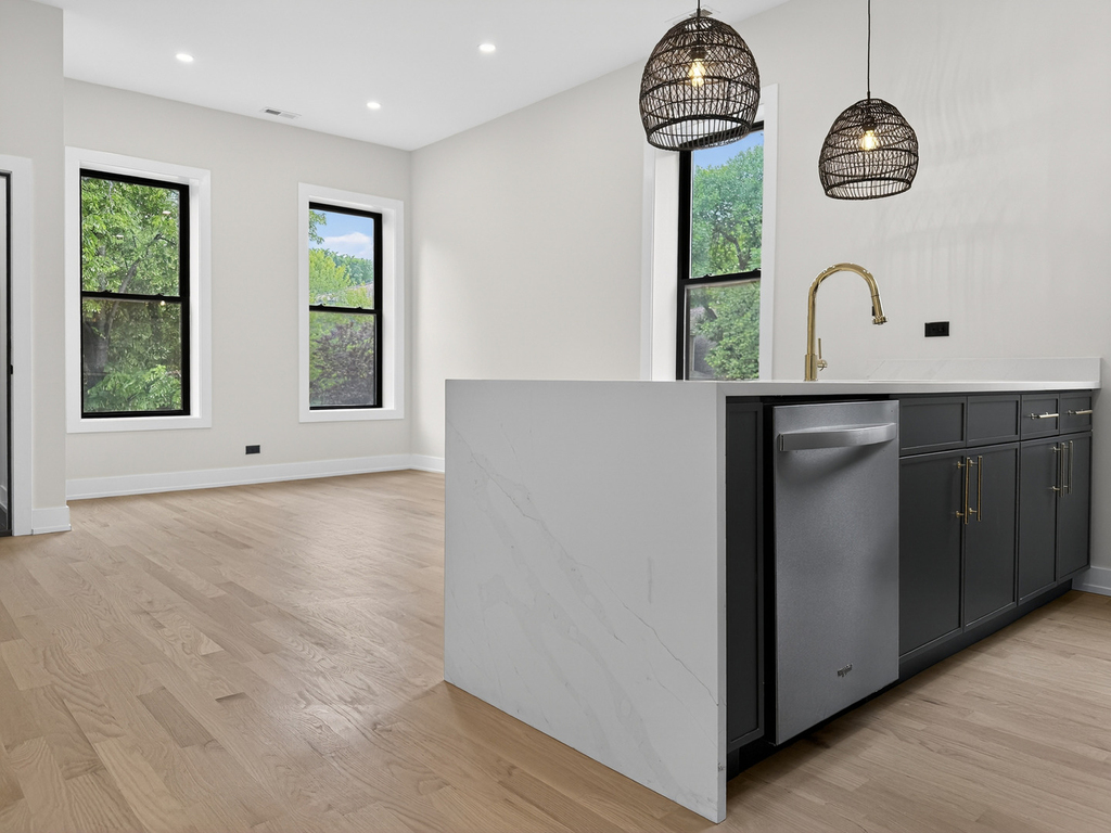 1416 N Maplewood Avenue - Photo 6