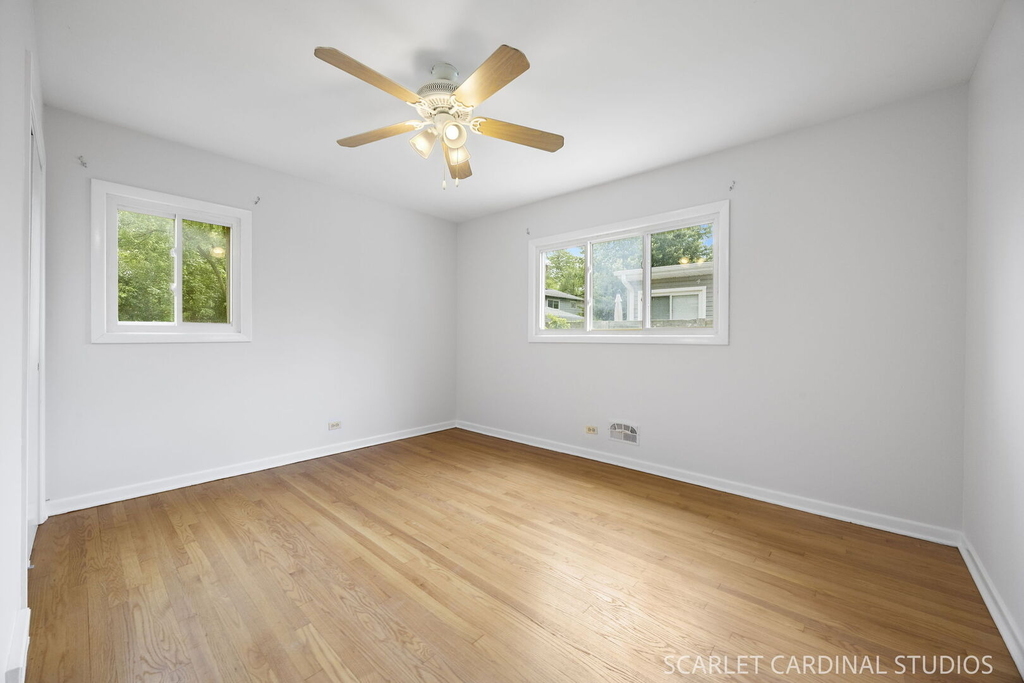 569 S Park Road - Photo 5