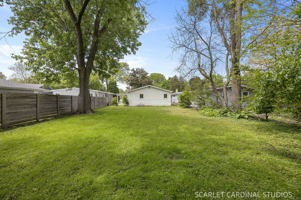 569 S Park Road - Photo 10