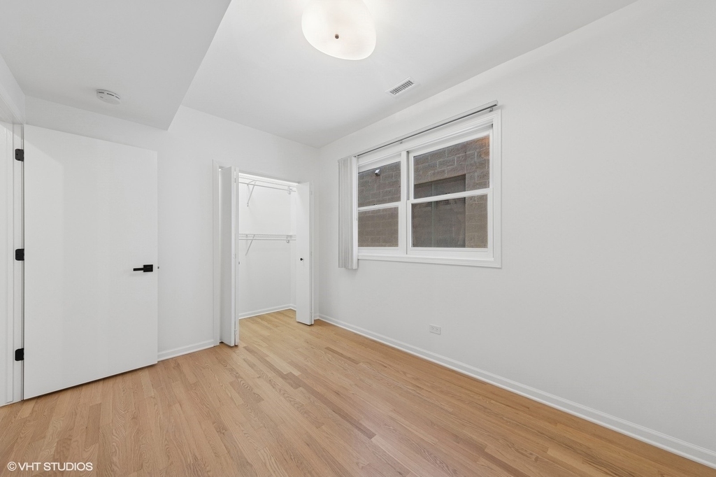 1064 N Marshfield Avenue - Photo 7