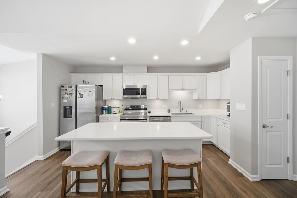 7214 Farmstead Lane - Photo 10
