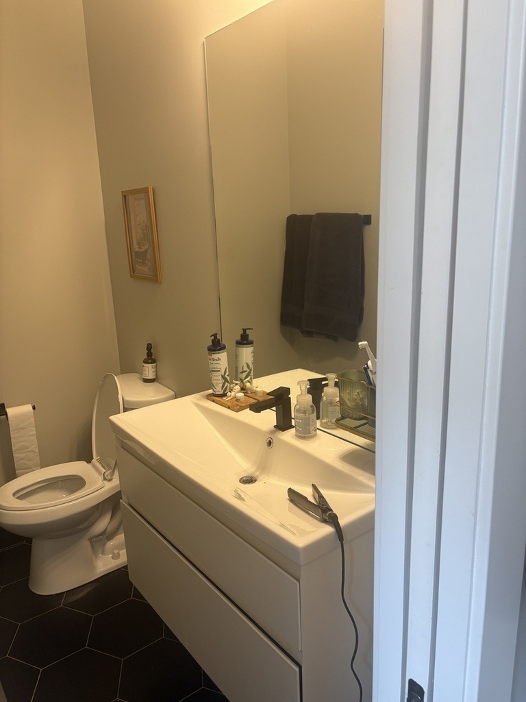1456 W Addison Street - Photo 16