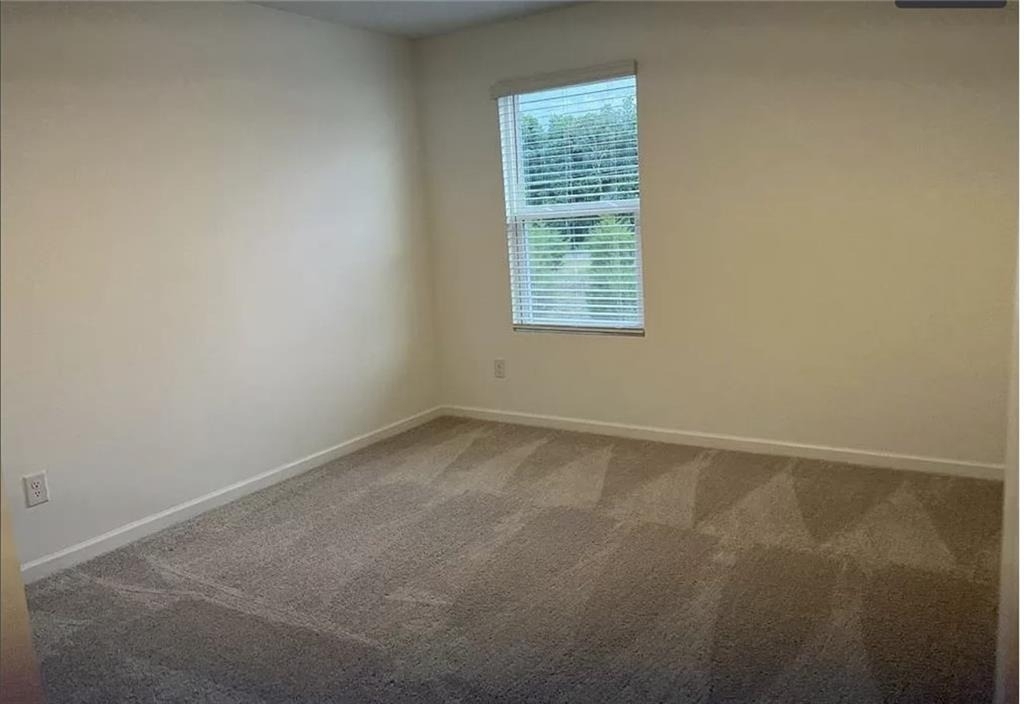 6050 Sanford Place N - Photo 15